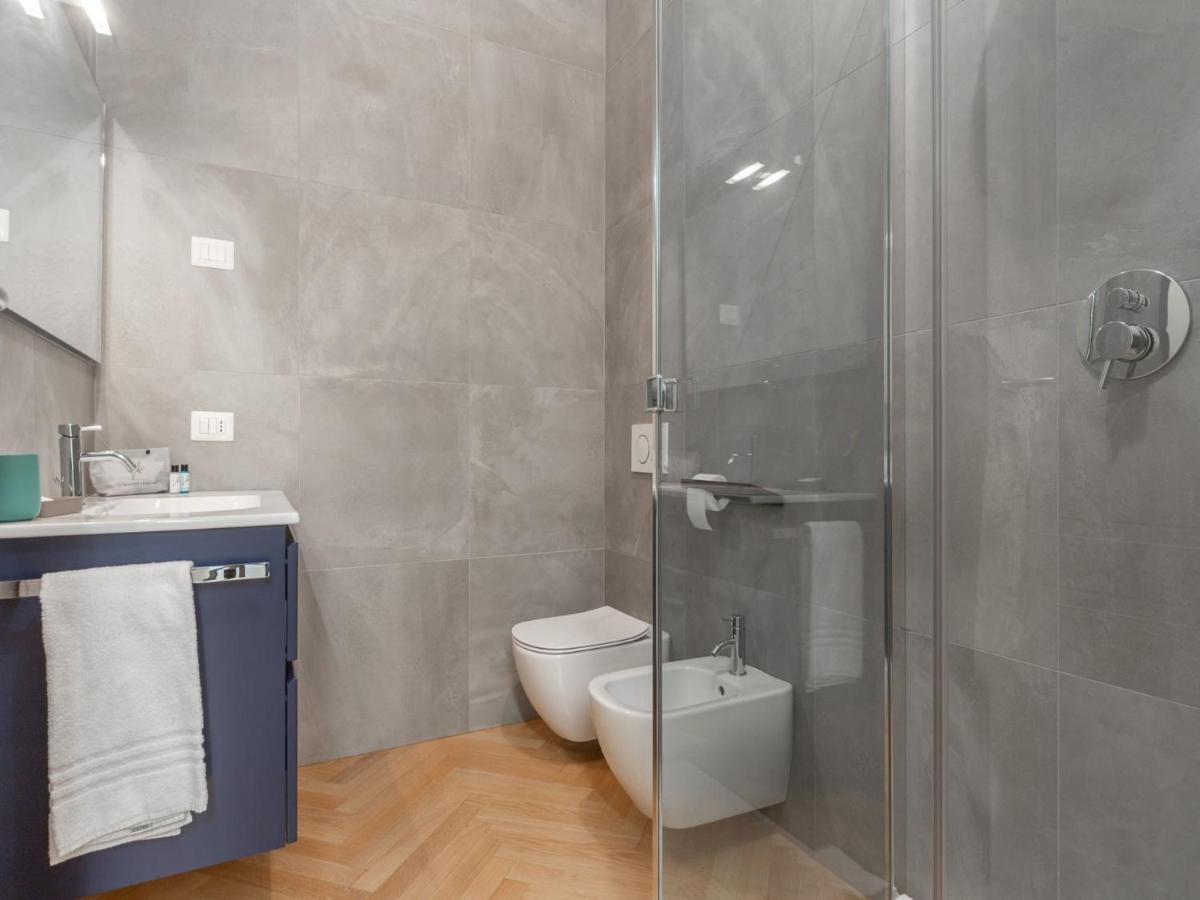 The Best Rent - Spacious Three-Bedroom Apartment With Terrace Milán Exterior foto